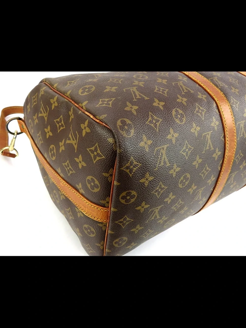 Louis Vuitton distinctive monogram